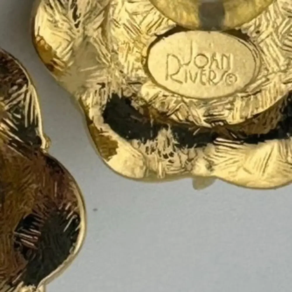 Vintage Joan Rivers Floral Earrings Gold Tone Black Enamel - Picture 8 of 8